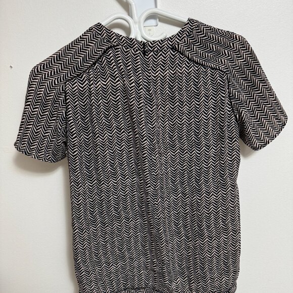 Short-sleeved blouse - Picture 4 of 6